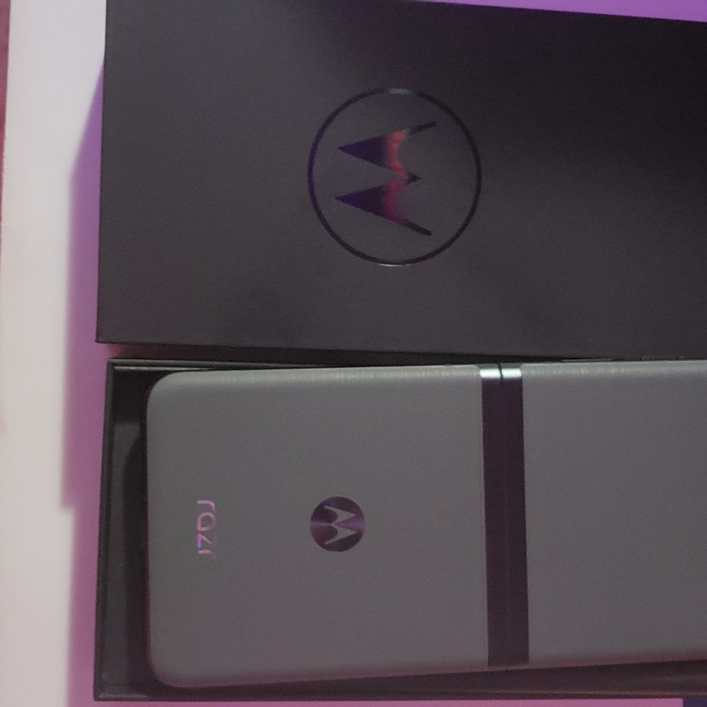 Phone - Picture 2 of 2